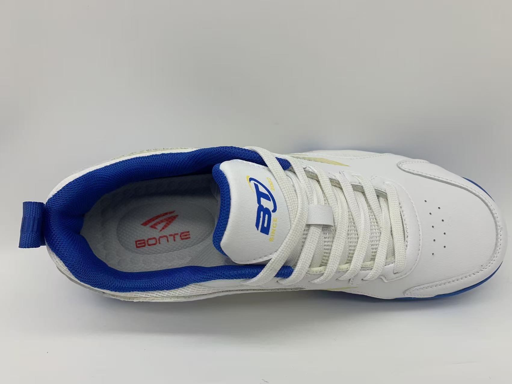 Stylish and Comfortable Pickleball Footwear